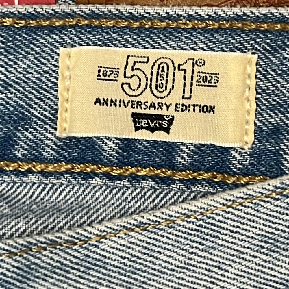 Levis 501 Plus Jeans 150th ANNIVERSARY Patchwork Fresh as a Daisy lite wash NWT - Picture 10 of 16